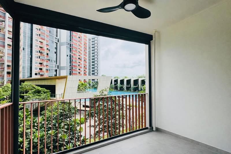 Riverfront Residences, 41 Hougang Avenue 7, 2 Bedrooms, 721 sqft, Condominium For Sale, by Frances Lim, 500241525 - Balcony - PropertyGuru.com.sg