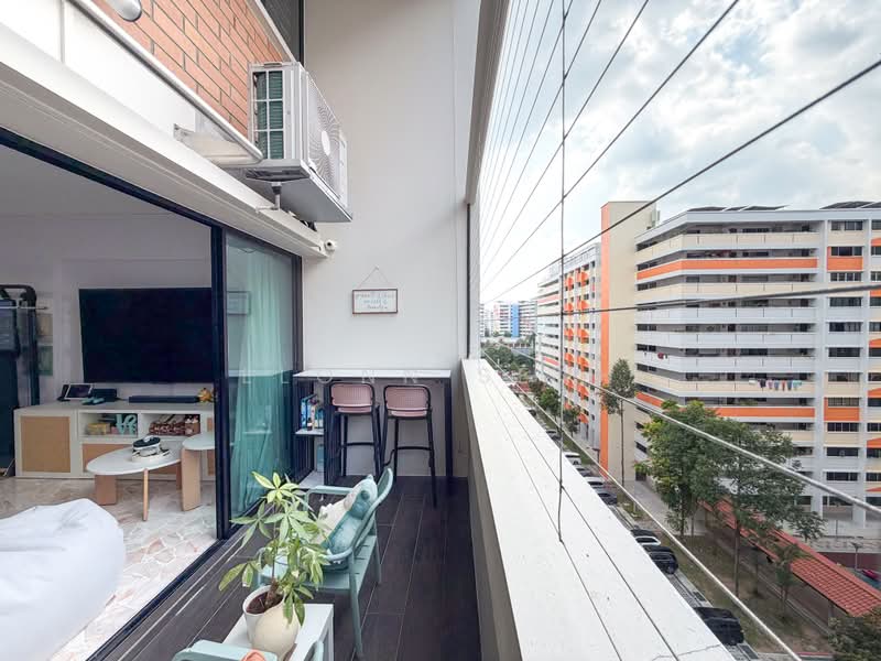 614 Yishun Street 61, 614 Yishun Street 61, 3 Bedrooms, 1,572 sqft, HDB Flat For Sale, by Elonn Seah, 500241528 - Balcony - PropertyGuru.com.sg