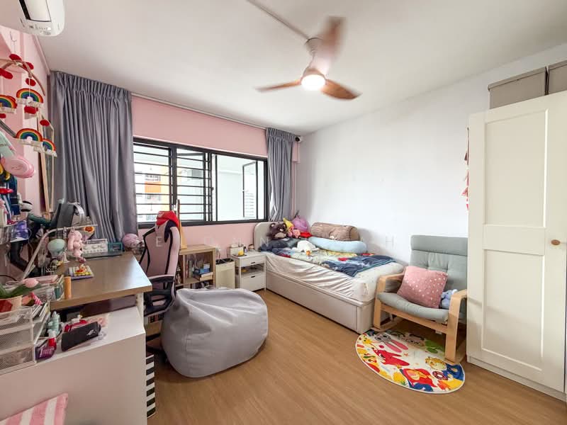 614 Yishun Street 61, 614 Yishun Street 61, 3 Bedrooms, 1,572 sqft, HDB Flat For Sale, by Elonn Seah, 500241528 - Bedroom - PropertyGuru.com.sg