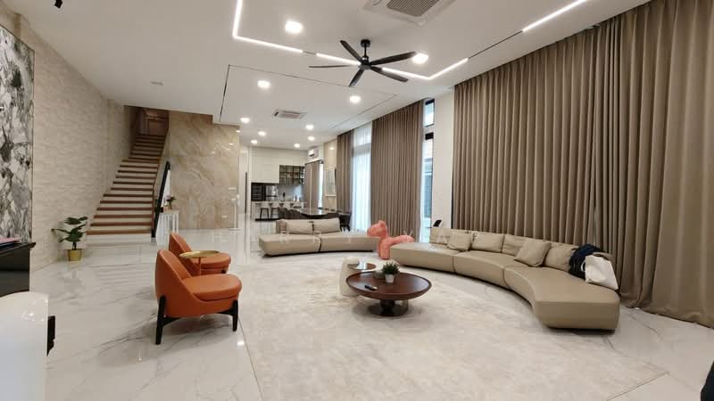 Chartwell Drive, Serangoon Garden Estate, Hougang / Punggol / Sengkang, 7 Bedrooms, 9,678 sqft, Semi-Detached House For Sale, by Harry Yap, 500241543 - Living Room - PropertyGuru.com.sg