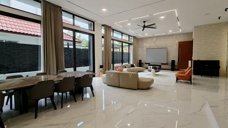 Chartwell Drive, Serangoon Garden Estate, Hougang / Punggol / Sengkang, 7 Bedrooms, 9,678 sqft, Semi-Detached House For Sale, by Harry Yap, 500241543 - Living Room - PropertyGuru.com.sg
