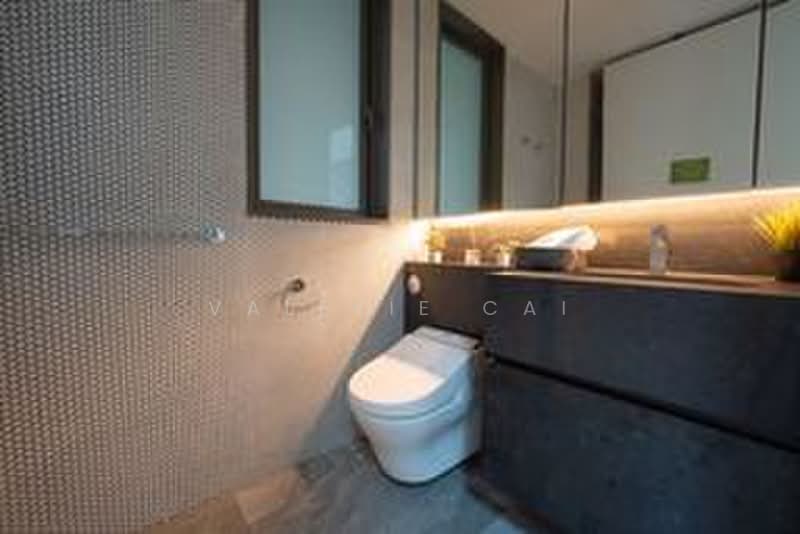 10 Evelyn, 10 Evelyn Road, 3 Bedrooms, 1,410 sqft, Condominium For Sale, by Valerie Cai, 500241553 - Bathroom - PropertyGuru.com.sg