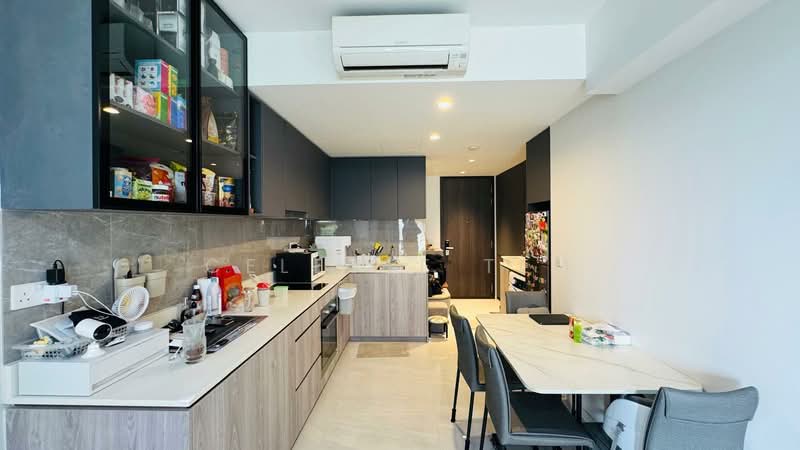 Riverfront Residences, 53 Hougang Avenue 7, 2 Bedrooms, 721 sqft, Condominium For Sale, by Celeste Teo, 500241559 - Kitchen - PropertyGuru.com.sg