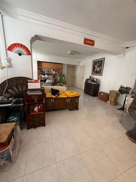 229 Bishan Street 23, 229 Bishan Street 23, 3 Bedrooms, 1,452 sqft, HDB Flat For Sale, by Ken Wong, 500241582 - Living Room - PropertyGuru.com.sg