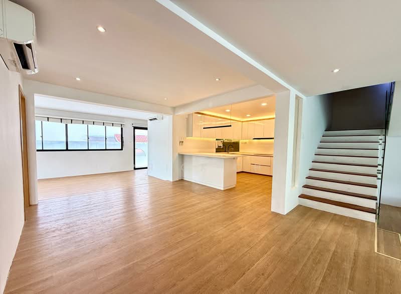 Surin Villas, Upper Serangoon Road, 6 Bedrooms, 3,800 sqft, Semi-Detached House For Sale, by Harrick Chen, 500241600 - Living Room - PropertyGuru.com.sg