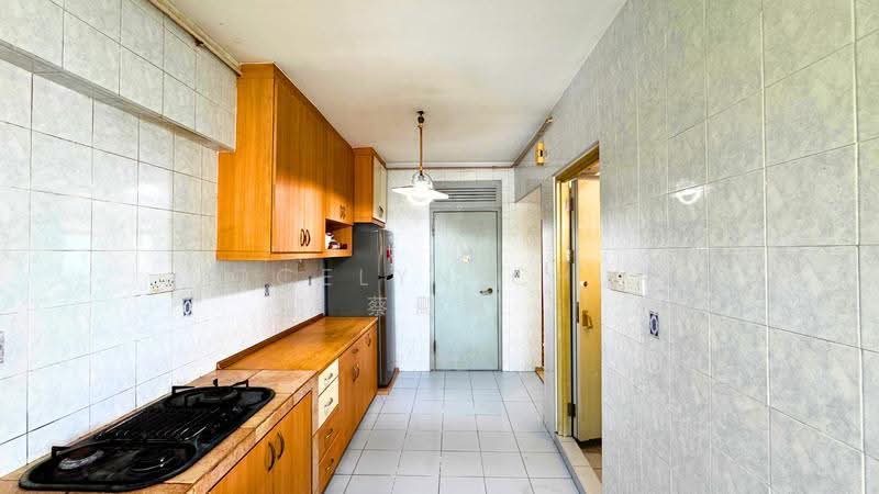 501A Wellington Circle, 501A Wellington Circle, 3 Bedrooms, 979 sqft, HDB Flat For Sale, by Jocelyn Chua 蔡颸嬣, 500241603 - Kitchen - PropertyGuru.com.sg