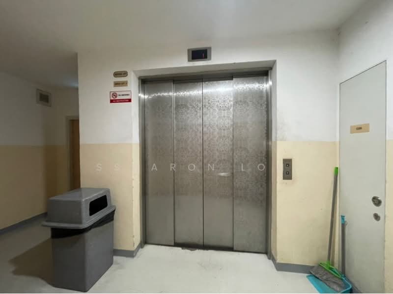 E-Centre @ Redhill, 3791 Jalan Bukit Merah, 1,173 sqft, Light Industrial (B1) For Rent, by Ssharon Loh, 500241623 - CommercialGuru.com.sg