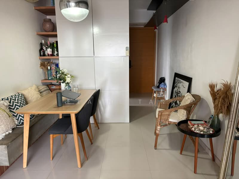 Oxford Suites, 21 Oxford Road, 2 Bedrooms, 1,033 sqft, Apartment For Rent, by Elaine Tan, 500241631 - PropertyGuru.com.sg