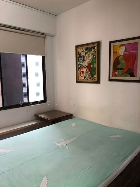 Bencoolen House, 27 Bencoolen Street, 3 Bedrooms, 1,300 sqft, Apartment For Sale, by Madeline Goh, 500241639 - Bedroom - PropertyGuru.com.sg