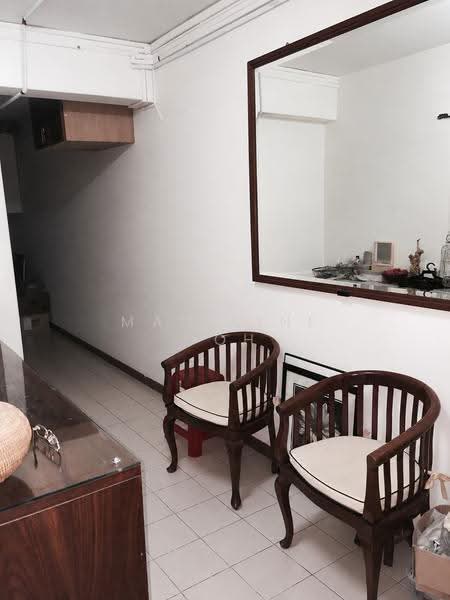 Bencoolen House, 27 Bencoolen Street, 3 Bedrooms, 1,300 sqft, Apartment For Sale, by Madeline Goh, 500241639 - Interior - PropertyGuru.com.sg