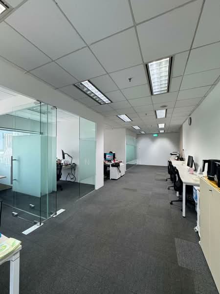 Suntec City Tower, 7 Temasek Boulevard, 1,227 sqft, Office For Rent, by Henry Ng, 500241656 - Interior - CommercialGuru.com.sg