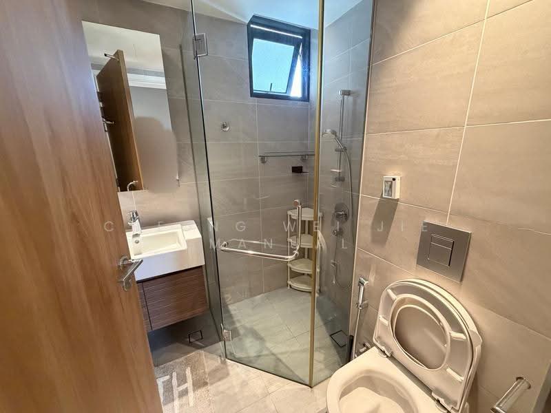 Uptown @ Farrer, 2 Perumal Road Singapore, Farrer Park / Serangoon Rd, Room Rental, 90 sqft, Condominium For Rent, by Cheong Wei Jie Emanual, 500241688 - Bathroom - PropertyGuru.com.sg