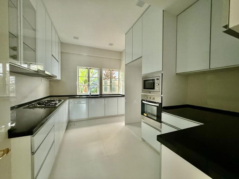2 Storey Detached House @ Novena | Gentle Drive Vicinity, , 5 Bedrooms, 7,382 sqft, Detached House For Rent, by Sean Pang, 500241689 - Kitchen - PropertyGuru.com.sg