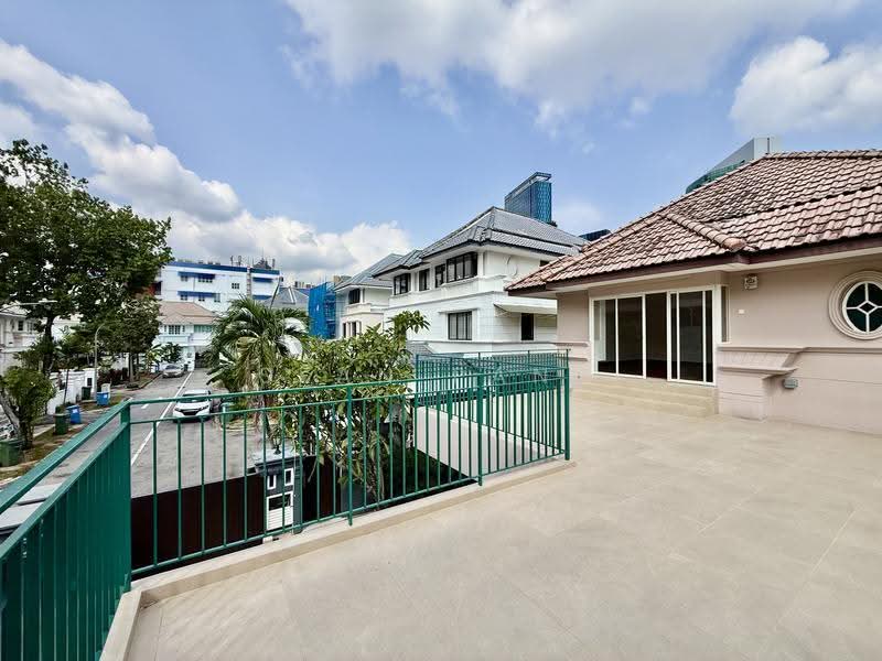 2 Storey Detached House @ Novena | Gentle Drive Vicinity, , 5 Bedrooms, 7,382 sqft, Detached House For Rent, by Sean Pang, 500241689 - Exterior - PropertyGuru.com.sg