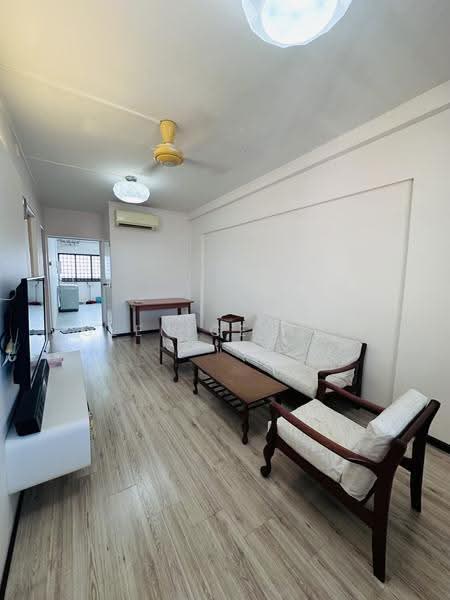 252 Hougang Avenue 3, 252 Hougang Avenue 3, Hougang / Punggol / Sengkang, 2 Bedrooms, 721 sqft, HDB Flat For Sale, by Glenice Toh, 500241708 - PropertyGuru.com.sg