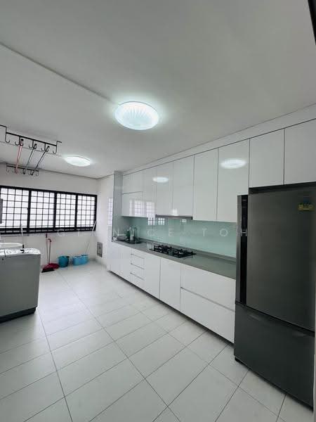 252 Hougang Avenue 3, 252 Hougang Avenue 3, Hougang / Punggol / Sengkang, 2 Bedrooms, 721 sqft, HDB Flat For Sale, by Glenice Toh, 500241708 - PropertyGuru.com.sg