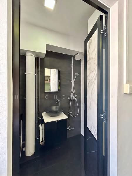 867 Tampines Street 83, 867 Tampines Street 83, 3 Bedrooms, 1,119 sqft, HDB Flat For Sale, by Hui Chew Chia, 500241730 - Bathroom - PropertyGuru.com.sg