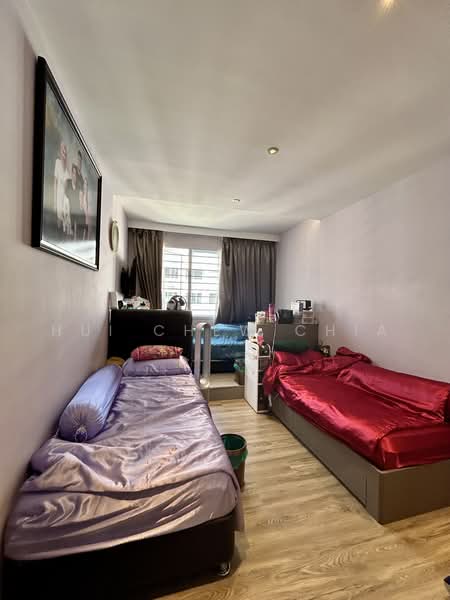 867 Tampines Street 83, 867 Tampines Street 83, 3 Bedrooms, 1,119 sqft, HDB Flat For Sale, by Hui Chew Chia, 500241730 - Bedroom - PropertyGuru.com.sg