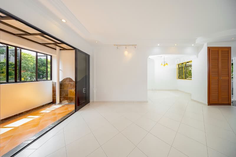 186C Rivervale Drive, 186C Rivervale Drive, Hougang / Punggol / Sengkang, 3 Bedrooms, 11,847 sqft, HDB Flat For Sale, by Kevin Lim, 500241735 - Balcony - PropertyGuru.com.sg