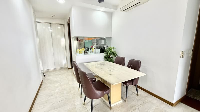 Kingsford Waterbay, 84 Upper Serangoon View, Hougang / Punggol / Sengkang, 3 Bedrooms, 893 sqft, Condominium For Sale, by Linda Lim, 500241740 - Dining Room - PropertyGuru.com.sg