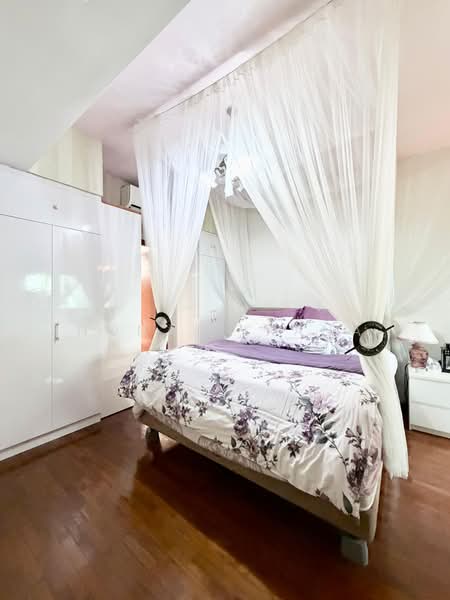 Seletar Springs Condominium, 100 Gerald Drive, 3 Bedrooms, 1,323 sqft, Condominium For Sale, by Nona Kirana, 500241741 - Bedroom - PropertyGuru.com.sg