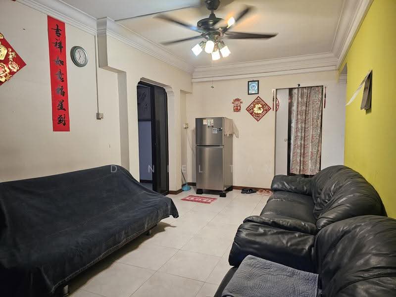 420 Woodlands Street 41, 420 Woodlands Street 41, Admiralty / Woodlands, 5 Bedrooms, 1,905 sqft, HDB Flat For Sale, by Daniel Tan, 500241759 - Living Room - PropertyGuru.com.sg