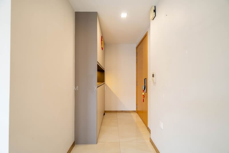 The Vales, 83 Anchorvale Crescent, 3 Bedrooms, 1,044 sqft, Condominium For Sale, by Lim Xin Ping, 500241762 - Entrance - PropertyGuru.com.sg