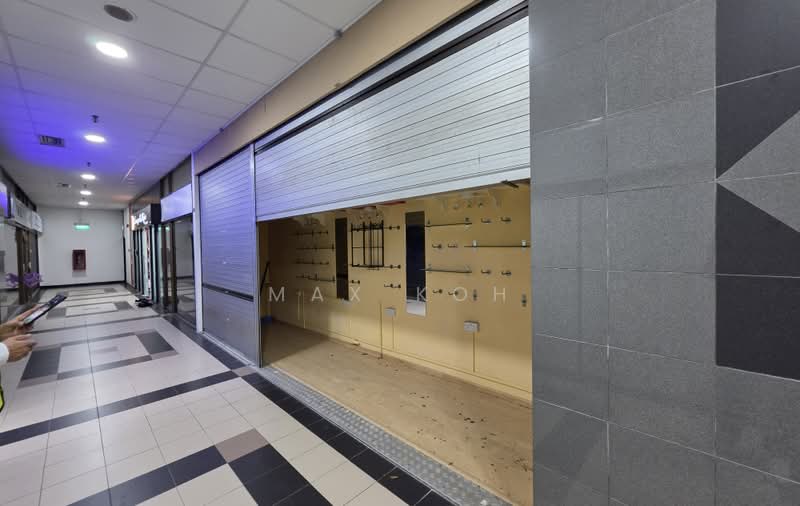 High Street Plaza, 77 High Street, 86 sqft, Mall Shop For Rent, by Max Koh, 500241780 - Corridor - CommercialGuru.com.sg