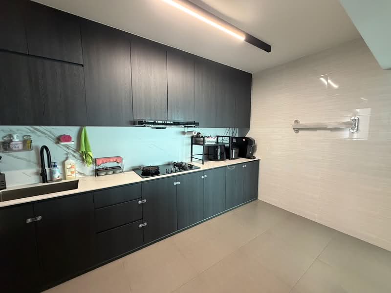 422B Northshore Drive, 422B Northshore Drive, 3 Bedrooms, 1,216 sqft, HDB Flat For Sale, by James Long 龙劲元, 500241782 - Kitchen - PropertyGuru.com.sg