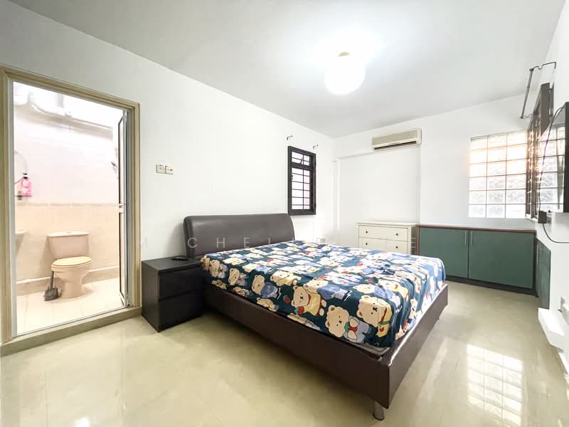 684C Choa Chu Kang Crescent, 684C Choa Chu Kang Crescent, 3 Bedrooms, 1,184 sqft, HDB Flat For Sale, by Michelle Lee, 500241784 - Bedroom - PropertyGuru.com.sg
