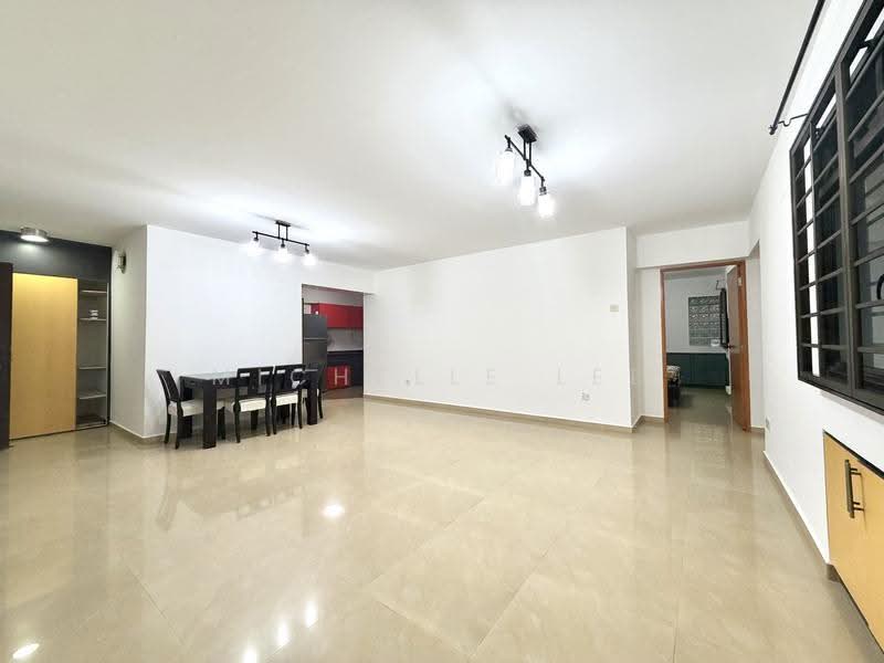 684C Choa Chu Kang Crescent, 684C Choa Chu Kang Crescent, Dairy Farm / Bukit Panjang / Choa Chu Kang, 3 Bedrooms, 1,184 sqft, HDB Flat For Sale, by Michelle Lee, 500241784 - Dining Room - PropertyGuru.com.sg