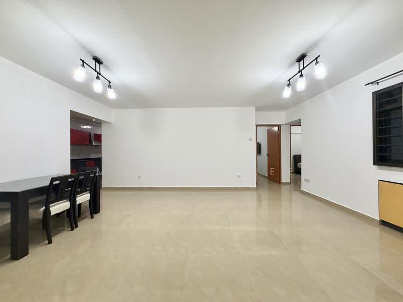684C Choa Chu Kang Crescent, 684C Choa Chu Kang Crescent, Dairy Farm / Bukit Panjang / Choa Chu Kang, 3 Bedrooms, 1,184 sqft, HDB Flat For Sale, by Michelle Lee, 500241784 - Dining Room - PropertyGuru.com.sg