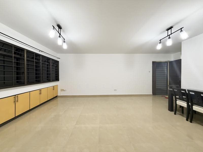 684C Choa Chu Kang Crescent, 684C Choa Chu Kang Crescent, Dairy Farm / Bukit Panjang / Choa Chu Kang, 3 Bedrooms, 1,184 sqft, HDB Flat For Sale, by Michelle Lee, 500241784 - Living Room - PropertyGuru.com.sg