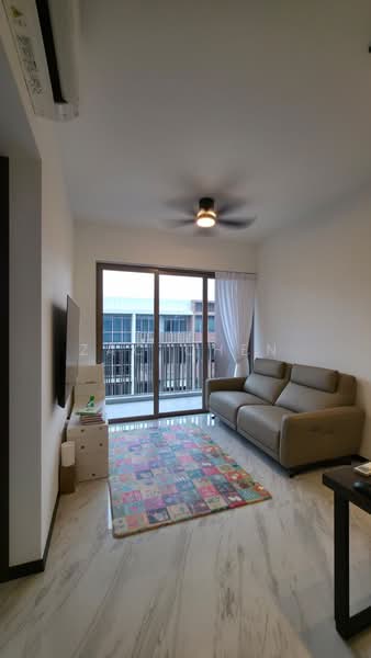 Pasir Ris 8, 14 Pasir Ris Drive 8, Pasir Ris / Tampines, 2 Bedrooms, 710 sqft, Apartment For Sale, by Zac Chen, 500241789 - Living Room - PropertyGuru.com.sg