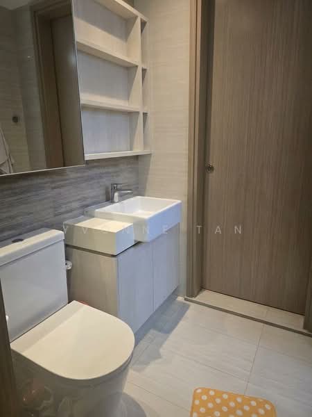 High Park Residences, 29 Fernvale Road, 5 Bedrooms, 1,442 sqft, Condominium For Sale, by Yvonne Tan, 500241795 - Bathroom - PropertyGuru.com.sg