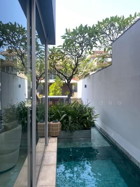 39 Almond Street, Dairy Farm / Bukit Panjang / Choa Chu Kang, 5 Bedrooms, 3,924 sqft, Semi-Detached House For Sale, by Ang Tse Chong, 500241798 - Private Lap Pool - PropertyGuru.com.sg