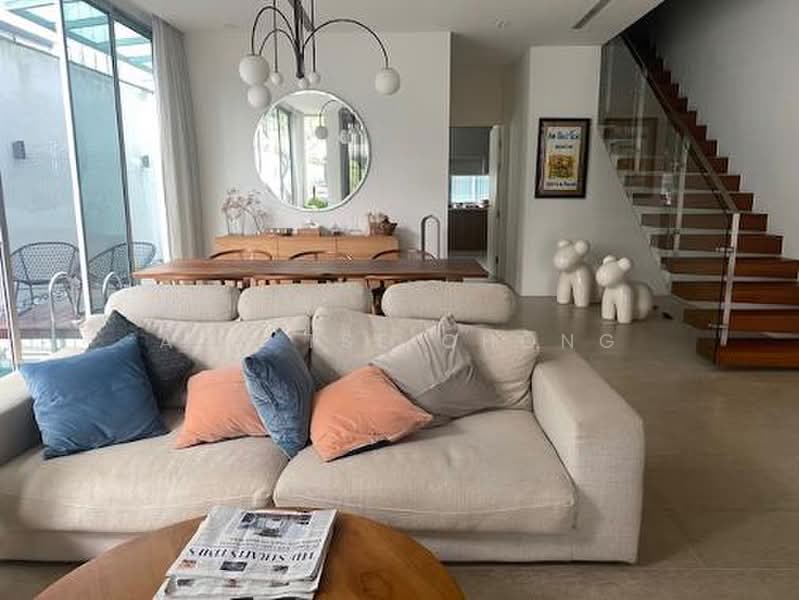 39 Almond Street, Dairy Farm / Bukit Panjang / Choa Chu Kang, 5 Bedrooms, 3,924 sqft, Semi-Detached House For Sale, by Ang Tse Chong, 500241798 - Living Room - PropertyGuru.com.sg