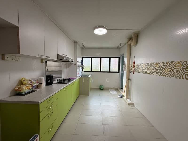 223 Ang Mo Kio Avenue 1, 223 Ang Mo Kio Avenue 1, 2 Bedrooms, 721 sqft, HDB Flat For Sale, by Sophia Chai, 500241813 - Kitchen - PropertyGuru.com.sg