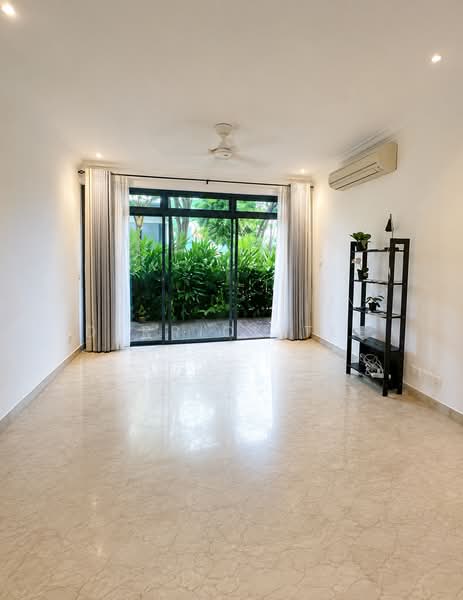 Thomson 800, 798 Thomson Road, 3 Bedrooms, 1,745 sqft, Condominium For Sale, by Derrick Tee, 500241823 - Living Room - PropertyGuru.com.sg
