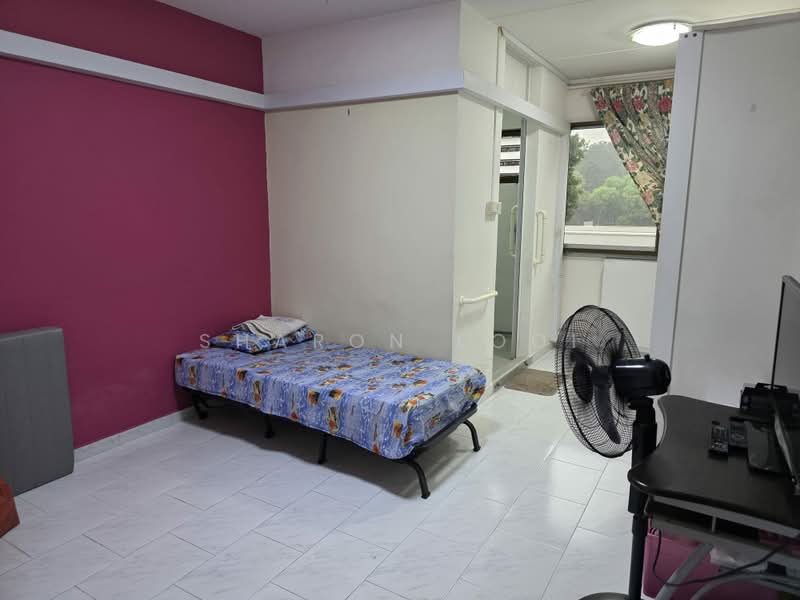 113 Lorong 3 Geylang, 113 Lorong 3 Geylang, 3 Bedrooms, 1,130 sqft, HDB Flat For Sale, by Sharon Looi, 500241824 - Bedroom - PropertyGuru.com.sg