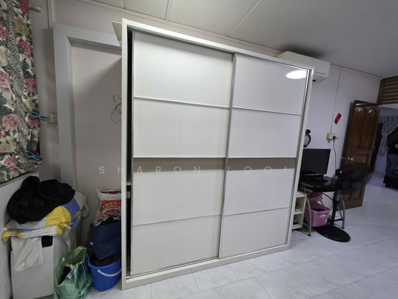 113 Lorong 3 Geylang, 113 Lorong 3 Geylang, 3 Bedrooms, 1,130 sqft, HDB Flat For Sale, by Sharon Looi, 500241824 - Interior - PropertyGuru.com.sg
