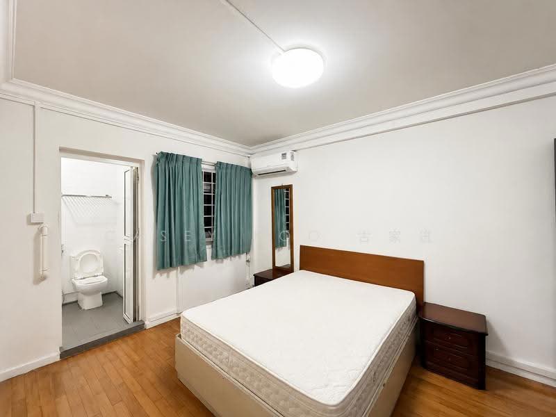 331 Woodlands Avenue 1, 331 Woodlands Avenue 1, Admiralty / Woodlands, 2 Bedrooms, 750 sqft, HDB Flat For Rent, by Casey Koo 古家进, 500241828 - Bedroom - PropertyGuru.com.sg