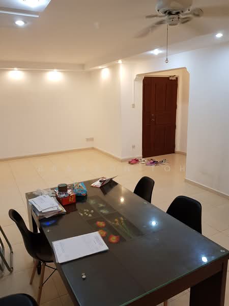 588B Montreal Drive, 588B Montreal Drive, 4 Bedrooms, 1,345 sqft, HDB Flat For Rent, by Branson Toh, 500241834 - Dining Room - PropertyGuru.com.sg