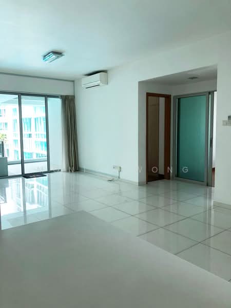 The Stellar, 12 West Coast Road, 4 Bedrooms, 1,421 sqft, Condominium For Rent, by Monita Wong, 500241855 - Living Room - PropertyGuru.com.sg
