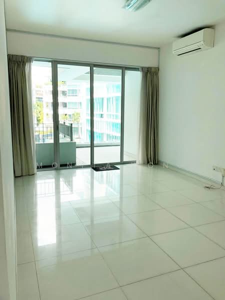 The Stellar, 12 West Coast Road, 4 Bedrooms, 1,421 sqft, Condominium For Rent, by Monita Wong, 500241855 - Living Room - PropertyGuru.com.sg