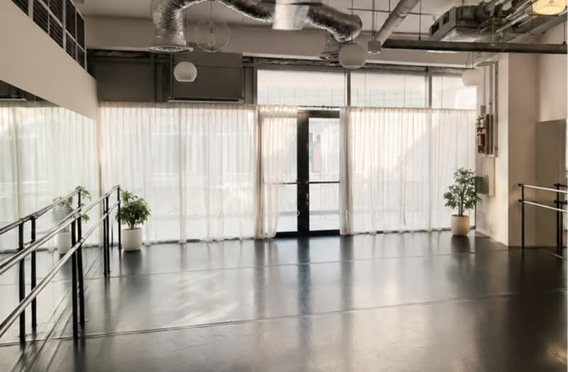 Rare Commercial School/Dance School Space @ Buona Vista Vicinity, , 407 sqft, Other Retail For Rent, by Sean Pang, 500241875 - Interior - CommercialGuru.com.sg