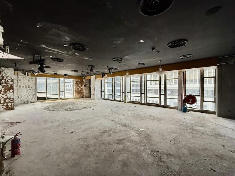 Rare F&B Space @ City Hall Vicinity | Great Frontage | Rarely Available, , 2,143 sqft, Food & Beverage For Rent, by Sean Pang, 500241886 - Interior - CommercialGuru.com.sg
