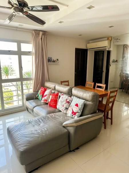 204 Punggol Field, 204 Punggol Field, Hougang / Punggol / Sengkang, 3 Bedrooms, 969 sqft, HDB Flat For Sale, by Cecilia Irudayam, 500241912 - Living Room - PropertyGuru.com.sg