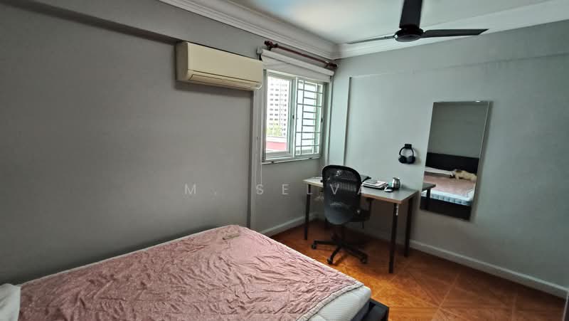 421 Ang Mo Kio Avenue 10, 421 Ang Mo Kio Avenue 10, Ang Mo Kio / Bishan / Thomson, 3 Bedrooms, 1,065 sqft, HDB Flat For Sale, by M. Selva, 500241914 - Bedroom - PropertyGuru.com.sg