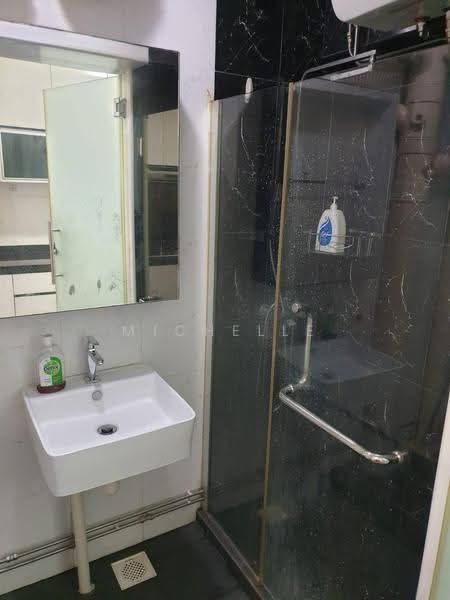 691A Choa Chu Kang Crescent, 691A Choa Chu Kang Crescent, Dairy Farm / Bukit Panjang / Choa Chu Kang, 2 Bedrooms, 1,184 sqft, HDB Flat For Rent, by Michelle Lim, 500241933 - Bathroom - PropertyGuru.com.sg
